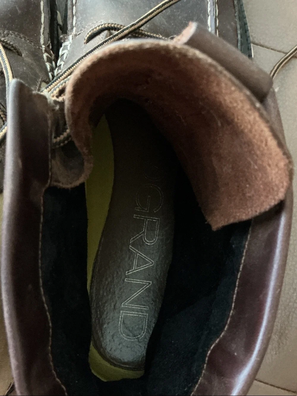 Cole Haan preowned good